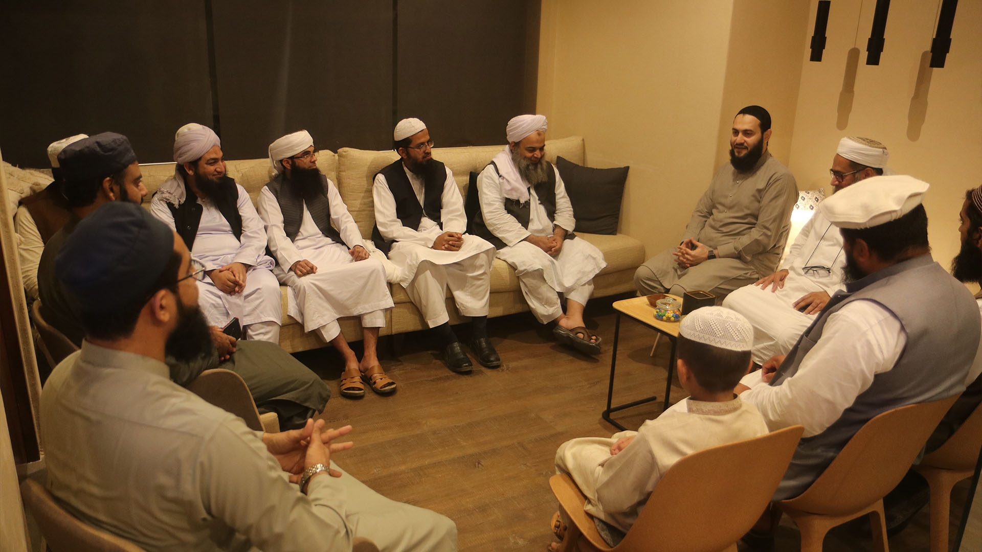 Foreign Mazhabi Wafad Visit Binoria